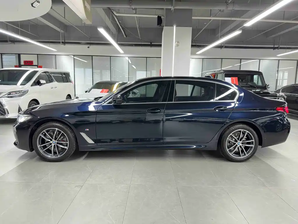 BMW 5 Series 2021 525Li M Sports Package купить на сайте DeffCars