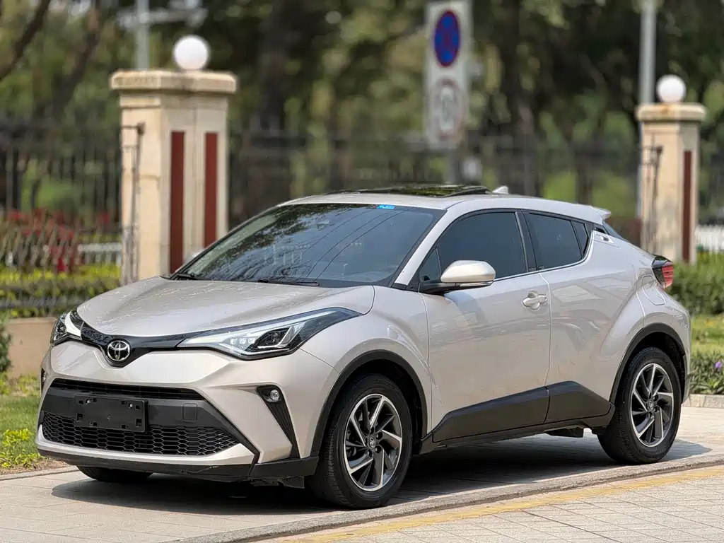 Toyota C-HR 2021 2.0L Luxury Edition купить на сайте DeffCars