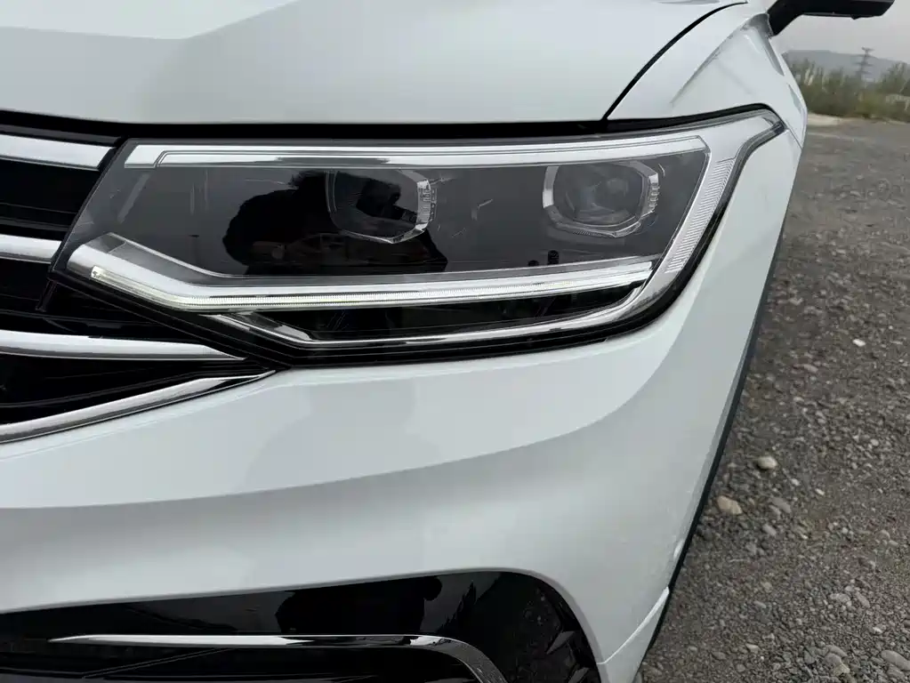 Tiguan L 2024 330TSI automatic two-wheel drive R-Line version купить на сайте DeffCars