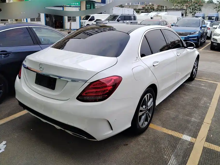 Mercedes-Benz C-Class 2018 C 200 L Sports Edition купить на сайте DeffCars