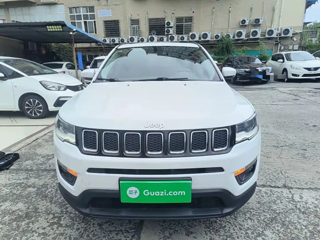 Compass 2017 200T Automatic Home Edition купить на сайте DeffCars
