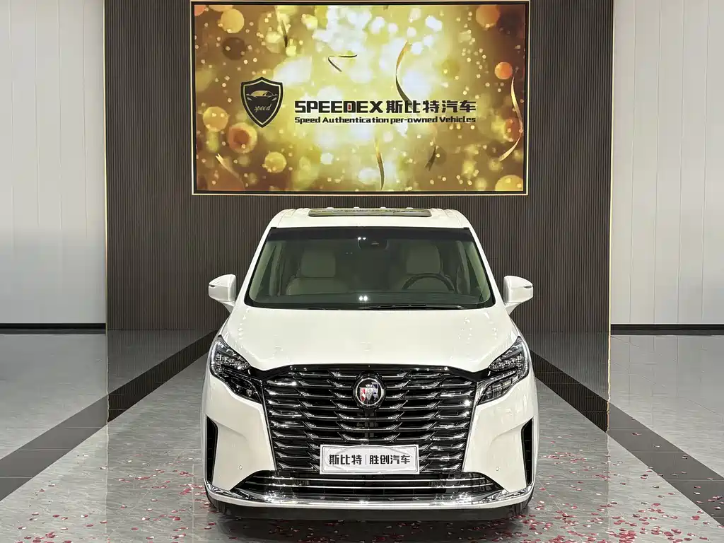 Buick GL8 2023 ES Lu Zun Exclusive Model купить на сайте DeffCars