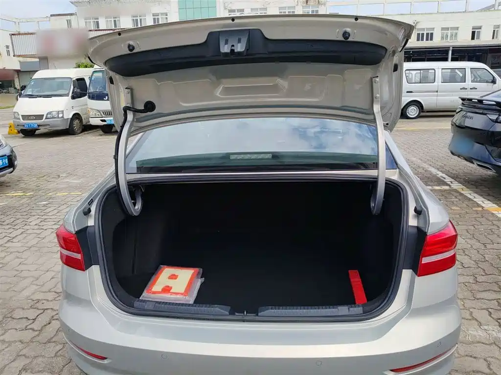 Lavida 2018 280TSI DSG Comfort Edition National V купить на сайте DeffCars