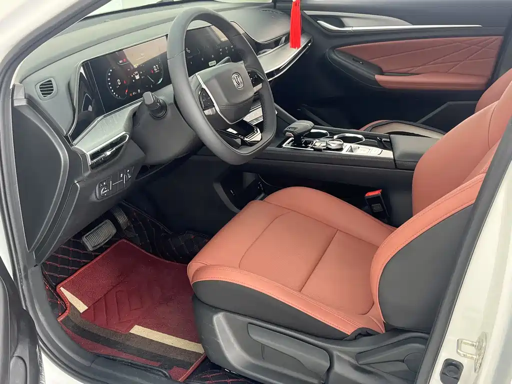Yidong 2024 Plus Blue Whale NE 1.4T GDI DCT Energetic Edition купить на сайте DeffCars