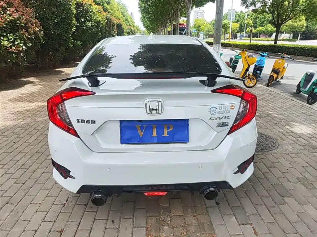 Civic 2019 220TURBO CVT Dynamic Edition National VI купить на сайте DeffCars