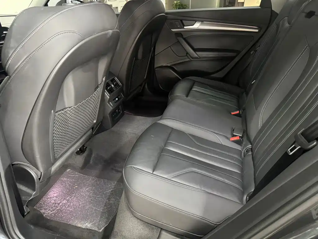 Audi Q5L 2022 40T luxury and dynamic model купить на сайте DeffCars