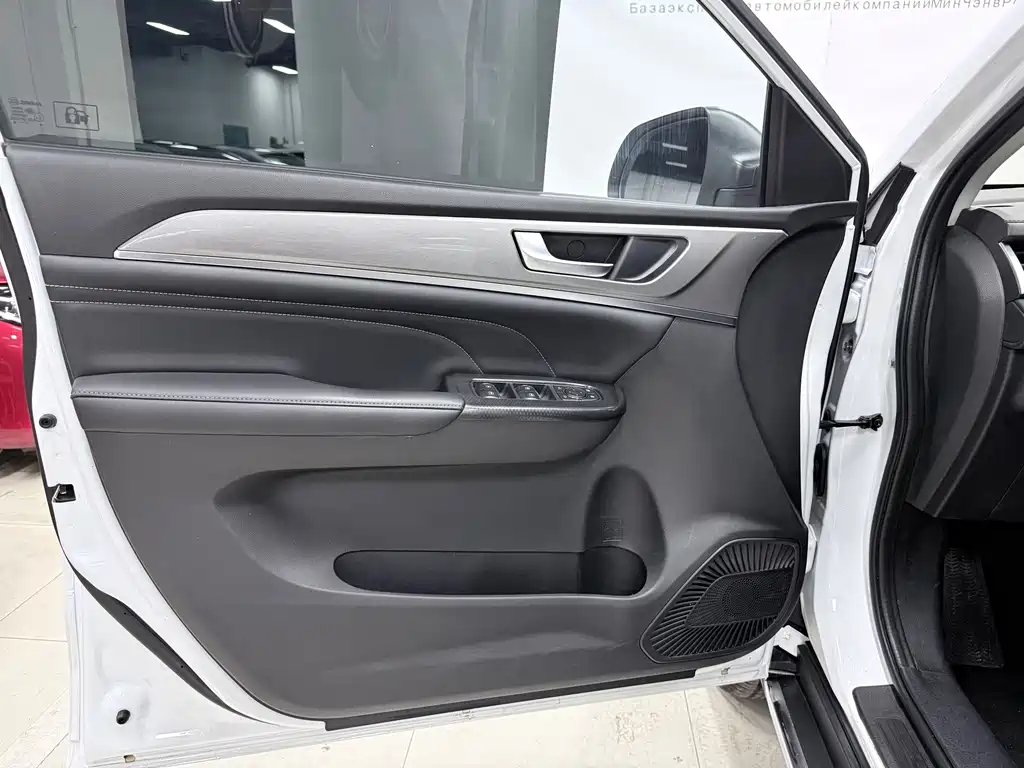 Haval M6 2021 PLUS 1.5T DCT luxury smart connected model купить на сайте DeffCars