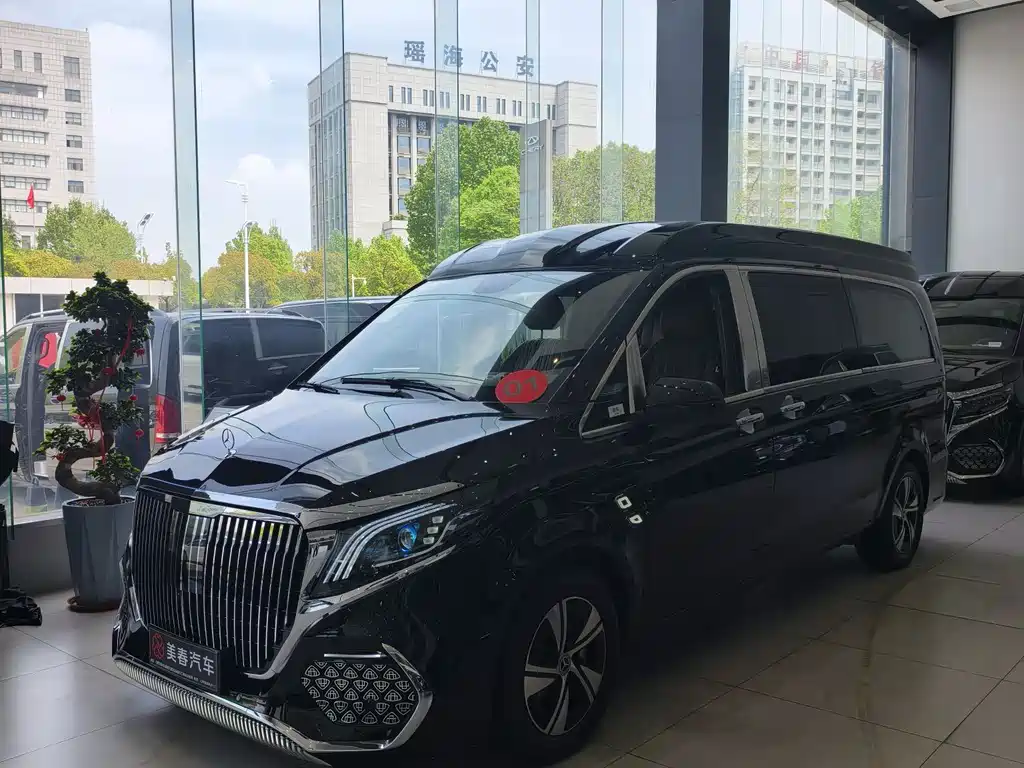 Vito 2024 2.0T Business Edition 7 seats купить на сайте DeffCars