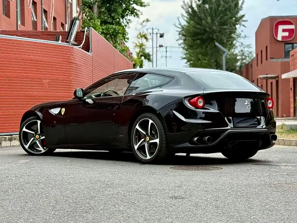 Ferrari FF 2012 6.3L V12 купить на сайте DeffCars