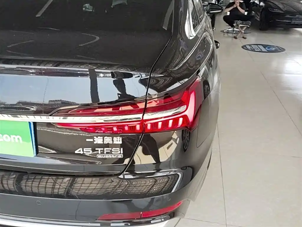 Audi A6L 2023 45 TFSI quattro premium dynamic model купить на сайте DeffCars