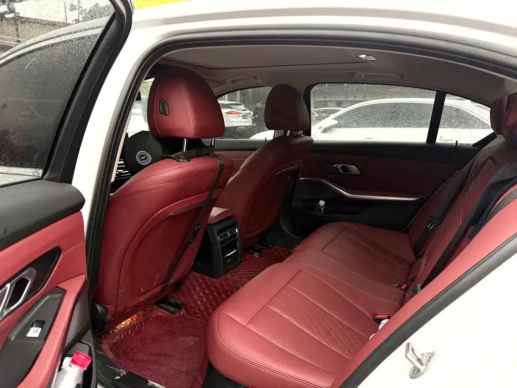 BMW 3 Series 2024 320Li M Sports Package купить на сайте DeffCars