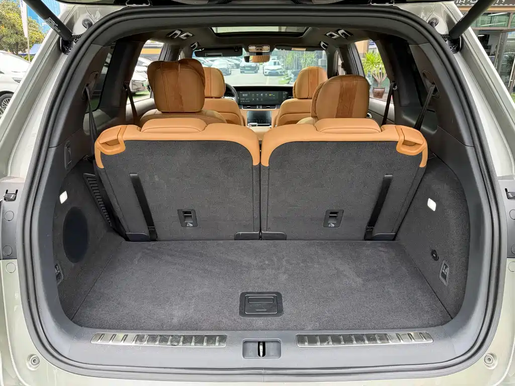 Ideal ONE 2021 extended range 6-seater version купить на сайте DeffCars