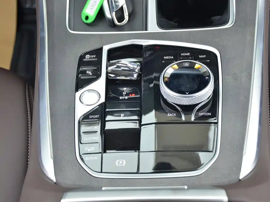 BMW X5 2026 Facelift xDrive 30Li Exclusive M Sports Night Package купить на сайте DeffCars