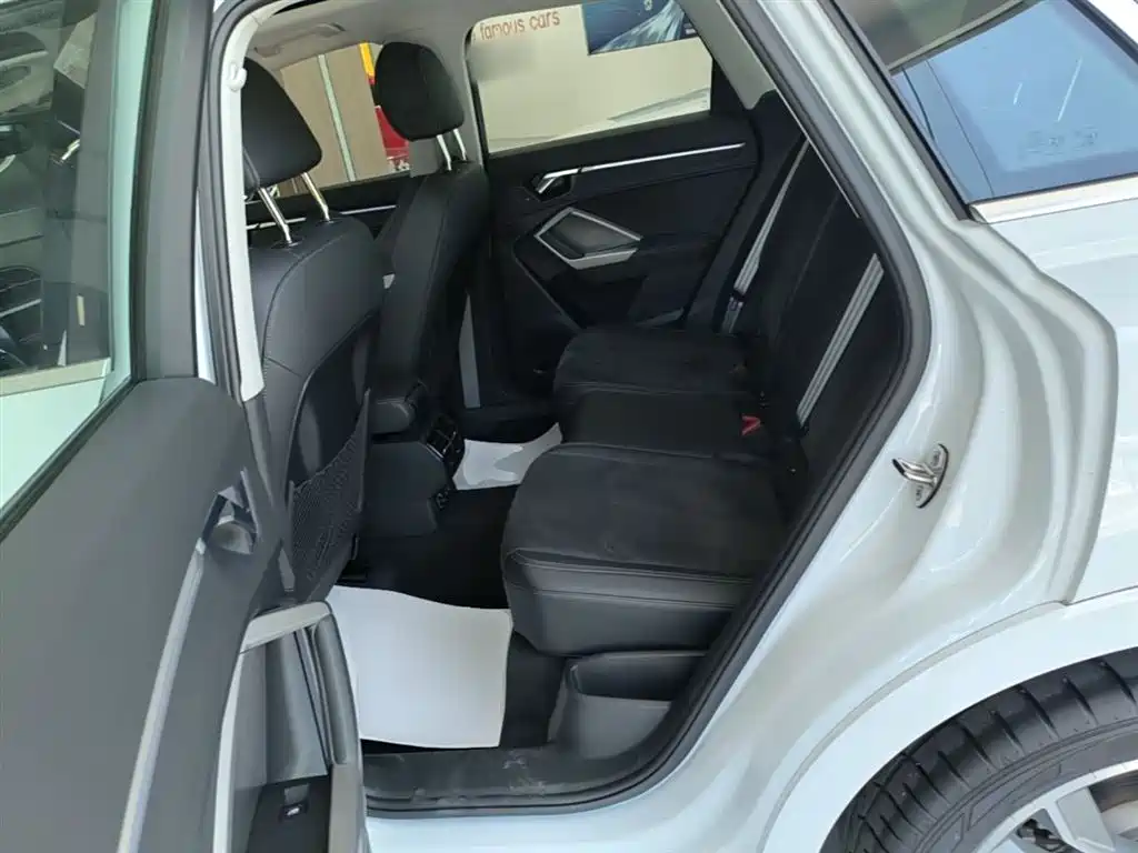 Audi Q3 2023 40 TFSI Fashionable and Dynamic купить на сайте DeffCars