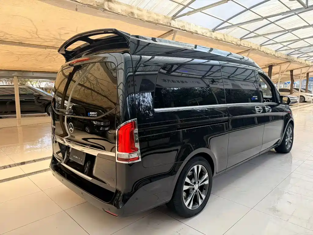 Mercedes-Benz V-Class 2017 V 260 L Premium Extended Edition купить на сайте DeffCars