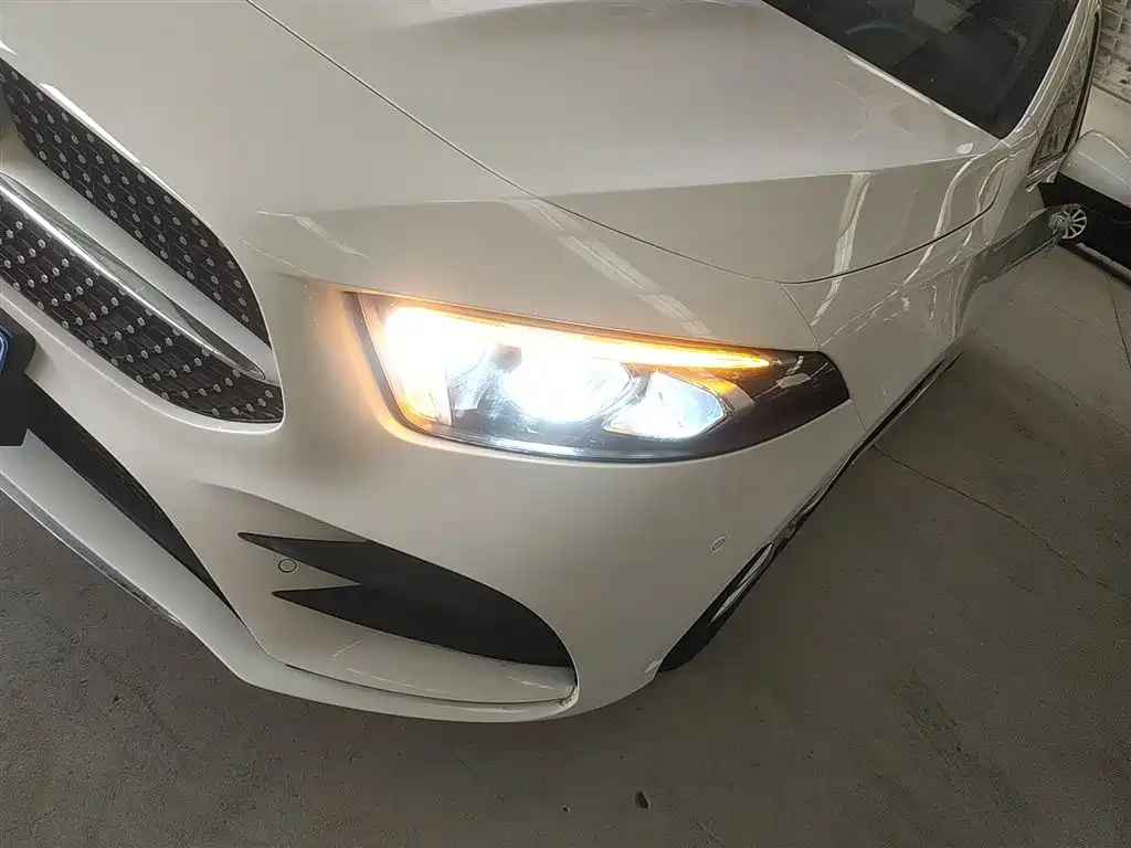 Mercedes-Benz A-Class 2021 A 200 L Sports Sedan Fashionable купить на сайте DeffCars