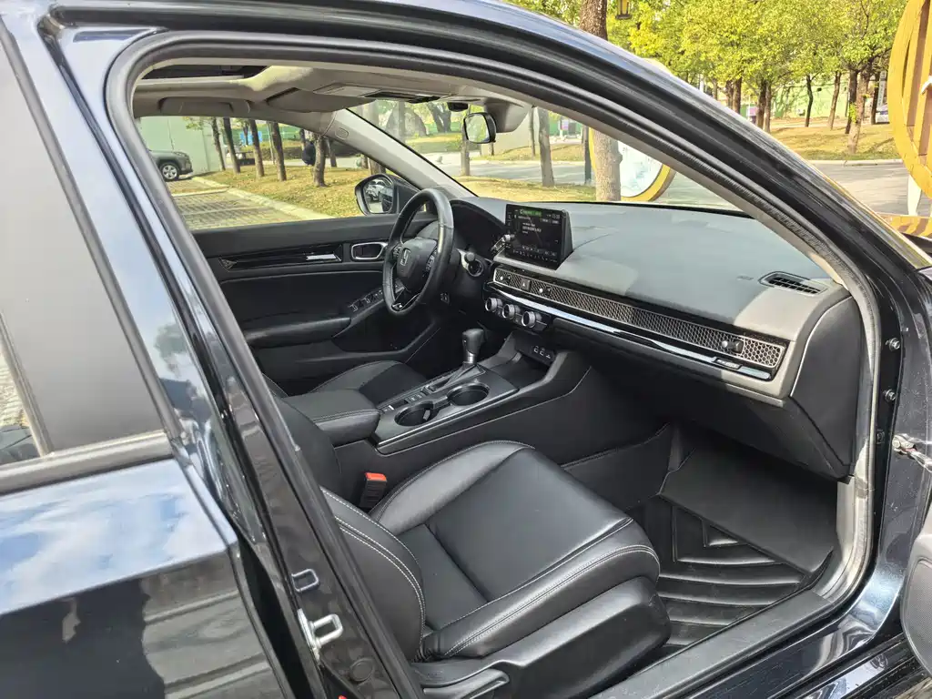 Civic 2022 240TURBO CVT Dynamic Edition купить на сайте DeffCars