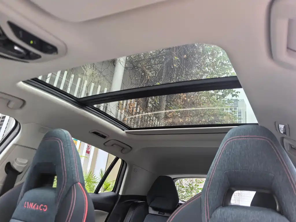 Lynk & Co 06 2020 1.5T Yao Halo купить на сайте DeffCars