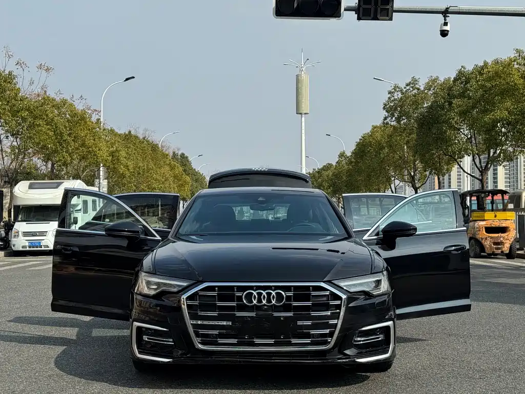 Audi A6L 2024 45 TFSI Premium Dynamic Model купить на сайте DeffCars