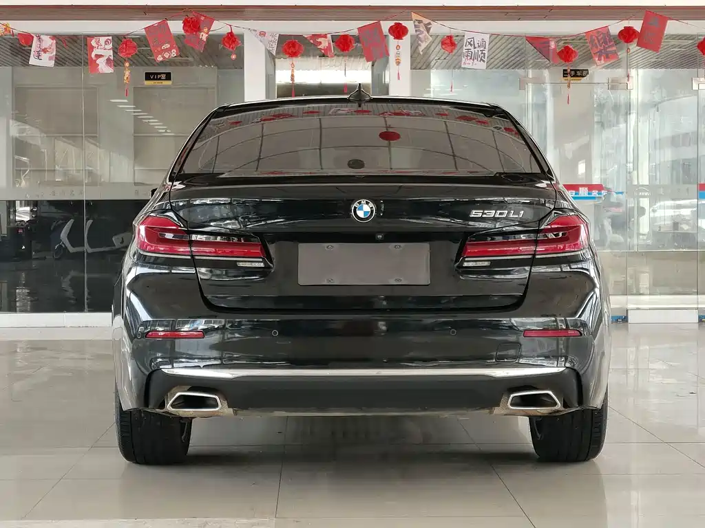 BMW 5 Series 2021 525Li Luxury Package купить на сайте DeffCars
