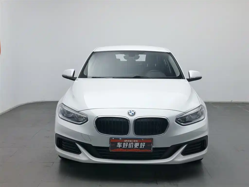 BMW 1 Series 2020 120i Fashion купить на сайте DeffCars