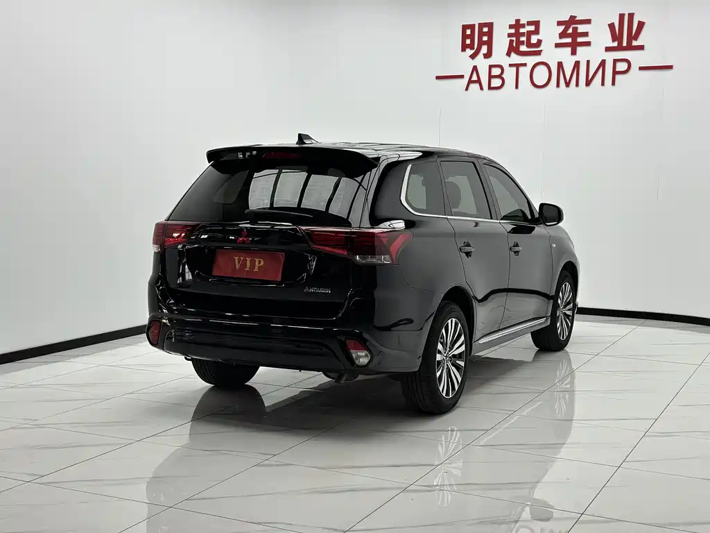 Outlander 2021 2.0L 2WD Smooth Edition 5 seats купить на сайте DeffCars