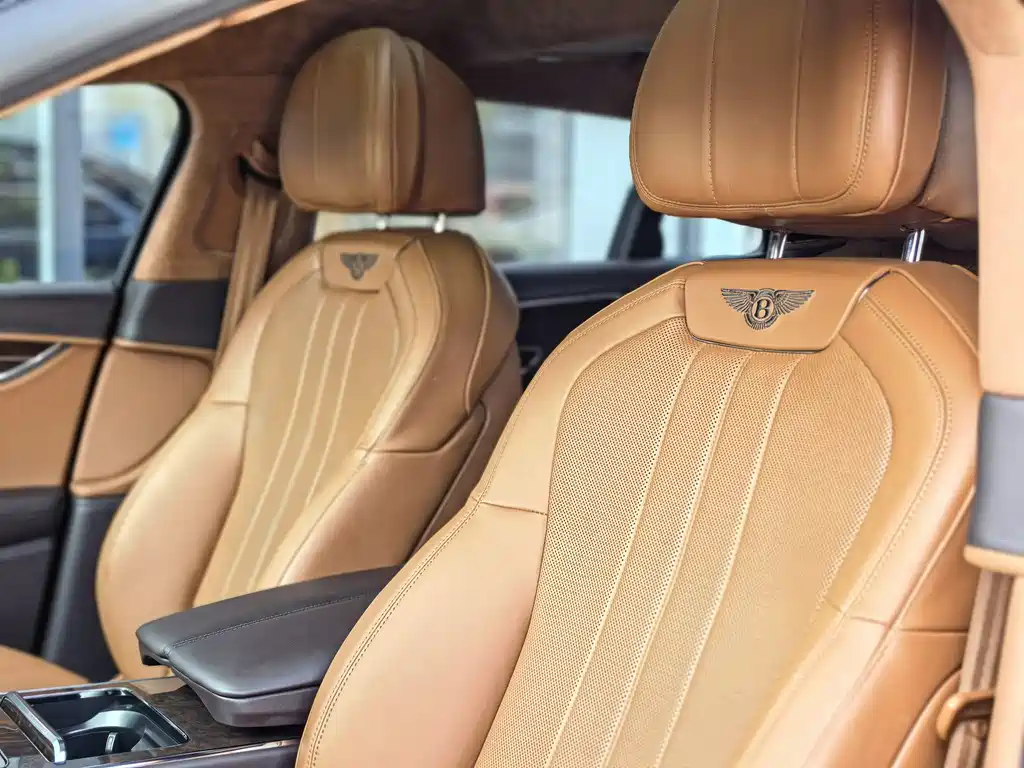 Flying Spur 2021 4.0T V8 Standard Edition купить на сайте DeffCars