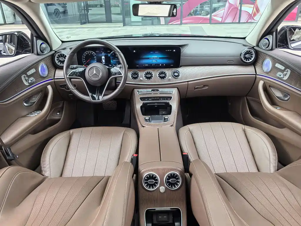 Mercedes-Benz E-Class 2023 E 300 L Luxury Model купить на сайте DeffCars