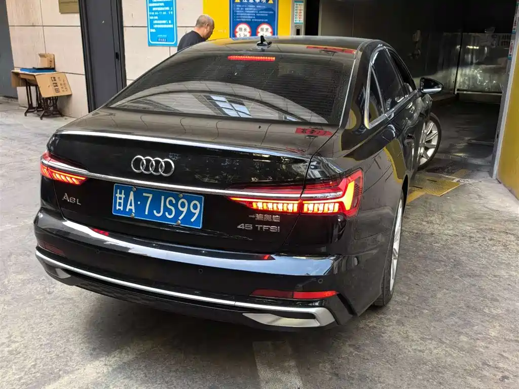 Audi A6L 2024 45 TFSI Premium Dynamic Model купить на сайте DeffCars