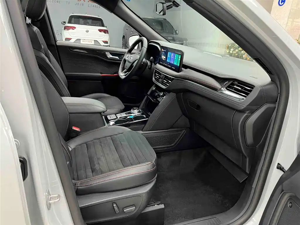 Ruiji 2024 EcoBoost 245 four-wheel drive ST-Line Pro купить на сайте DeffCars