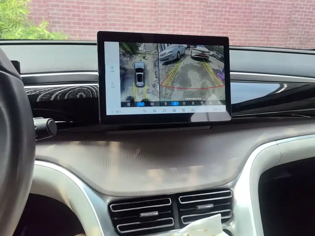Song Pro New Energy 2024 Honor Edition DM-i 71KM Pilot Model купить на сайте DeffCars