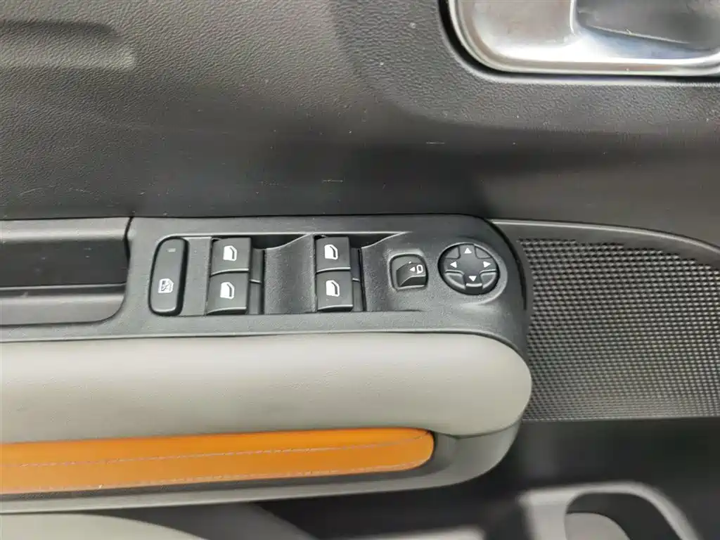 Yunyi C4 AIRCROSS 2018 350THP Automatic Internet Yizhen Edition купить на сайте DeffCars