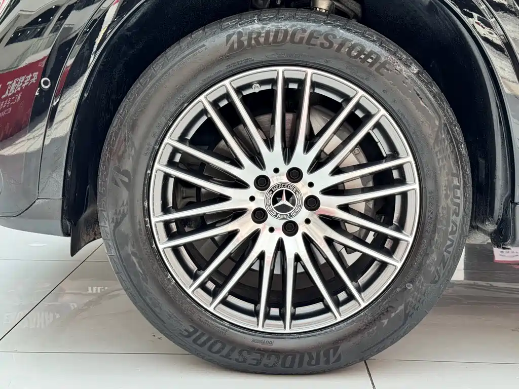 Mercedes-Benz GLC 2023 facelift GLC 300 L 4MATIC dynamic 7-seater купить на сайте DeffCars