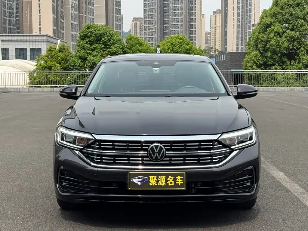 Sagitar 2023 300TSI DSG Excellence Edition купить на сайте DeffCars