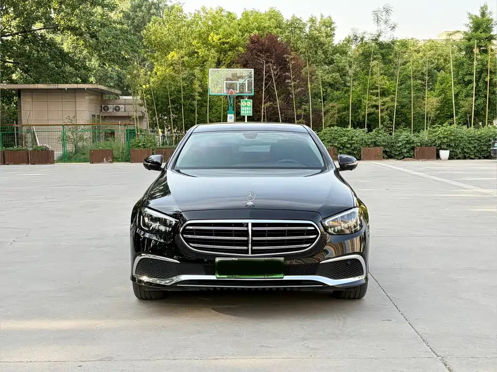 Mercedes-Benz E-Class New Energy 2022 E 350 e L plug-in hybrid sedan купить на сайте DeffCars