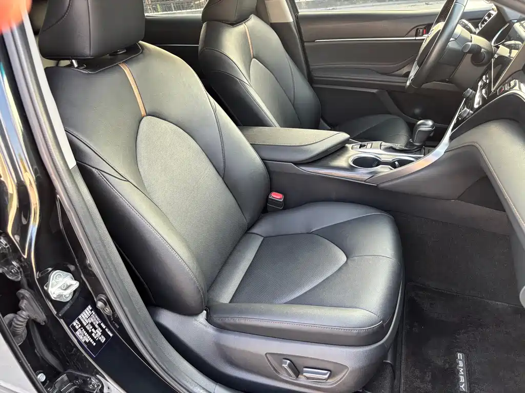 Camry 2021 2.0G Deluxe Edition купить на сайте DeffCars