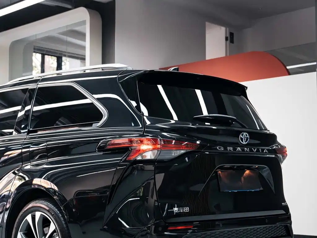 Grevia 2023 2.5L Hybrid Premium PLUS Edition купить на сайте DeffCars