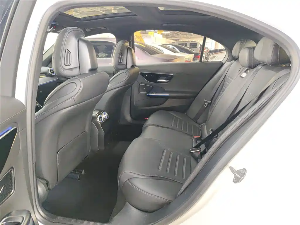 Mercedes-Benz C-Class 2023 facelift C 260 L sports version купить на сайте DeffCars