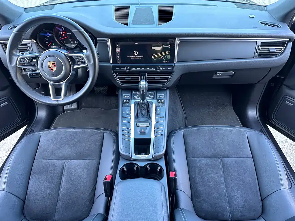 Macan 2018 Macan 2.0T купить на сайте DeffCars