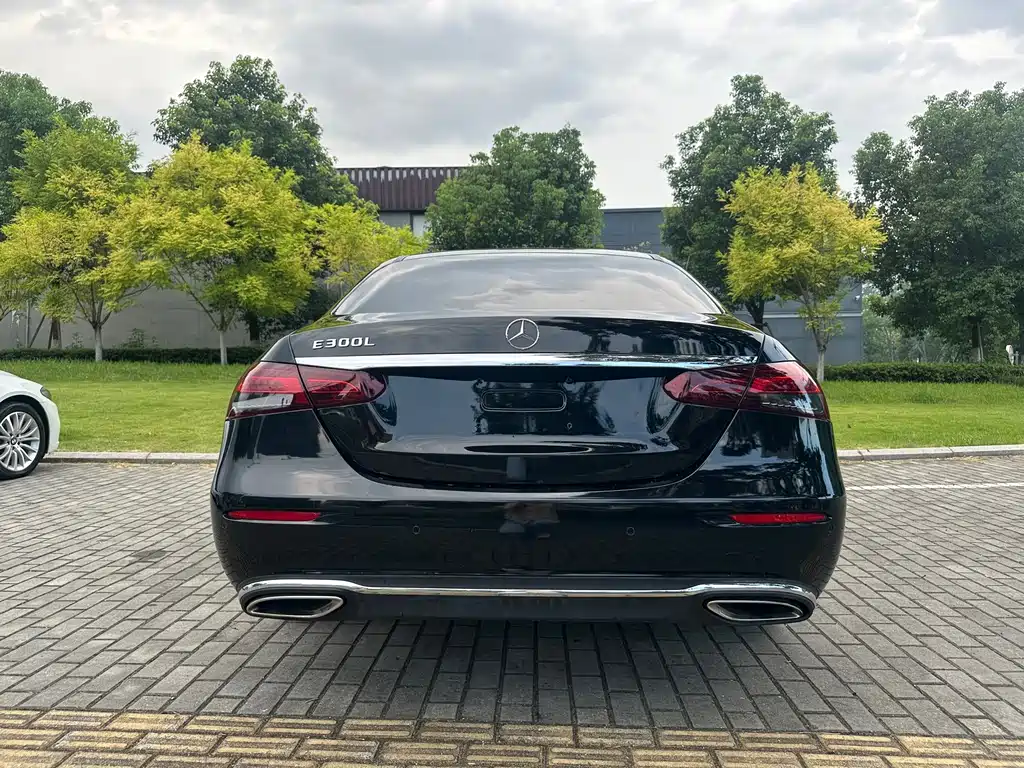 Mercedes E-Class 2018 facelift E 300 L sports luxury model купить на сайте DeffCars