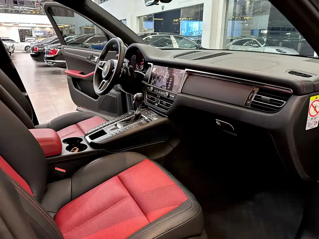 Macan 2020 Macan 2.0T купить на сайте DeffCars