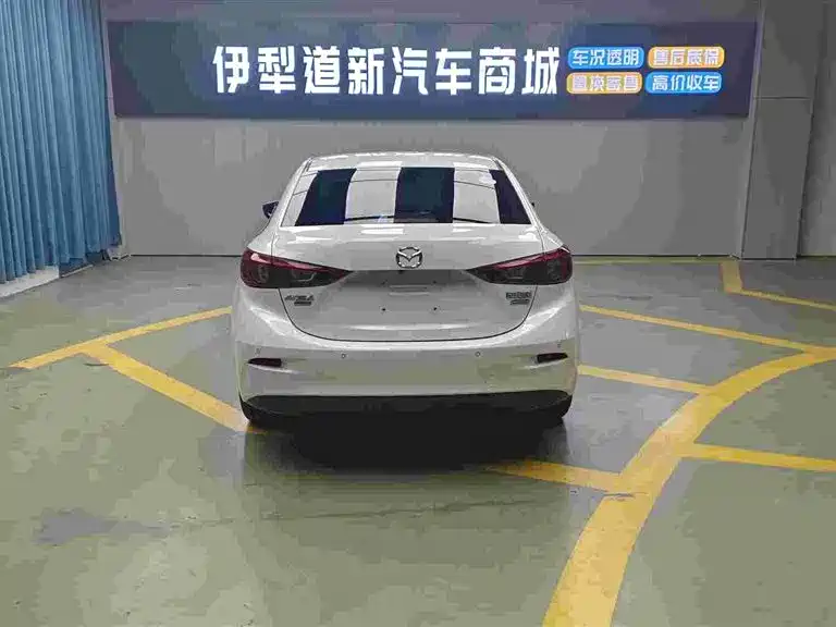 Mazda3 Angkesela 2019 Cloud Control Edition Sedan 1.5L Automatic Comfort Type National V купить на сайте DeffCars