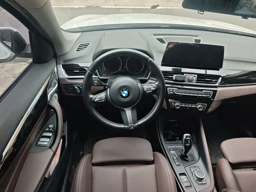 BMW X1 2022款 sDrive25Li 领先型 купить на сайте DeffCars
