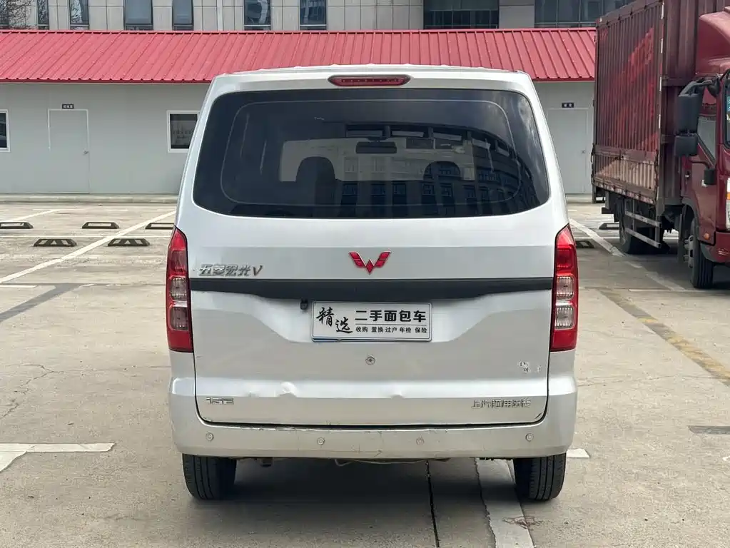 Wuling Hongguang V 2021 1.5L facelift version LAR купить на сайте DeffCars