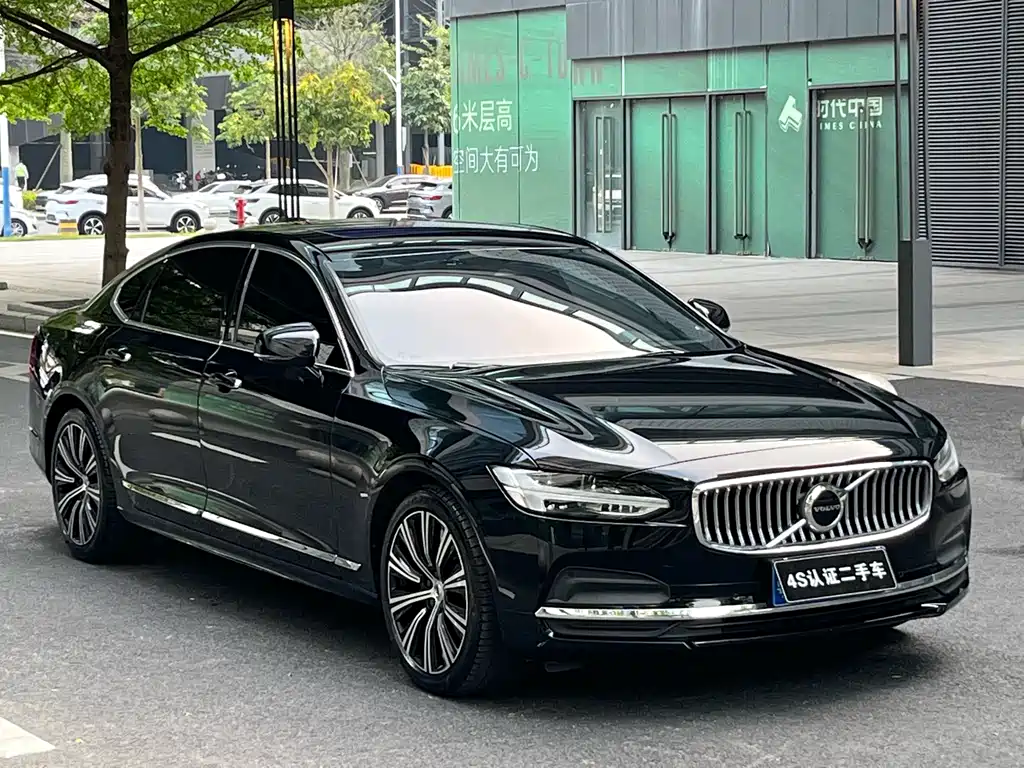 Volvo S90 2023 B5 Zhiyuan Luxury Edition купить на сайте DeffCars