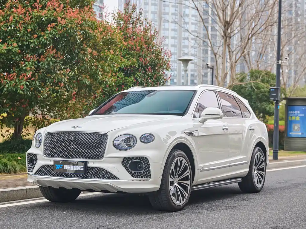 Bentayga 2022 4.0T V8 купить на сайте DeffCars