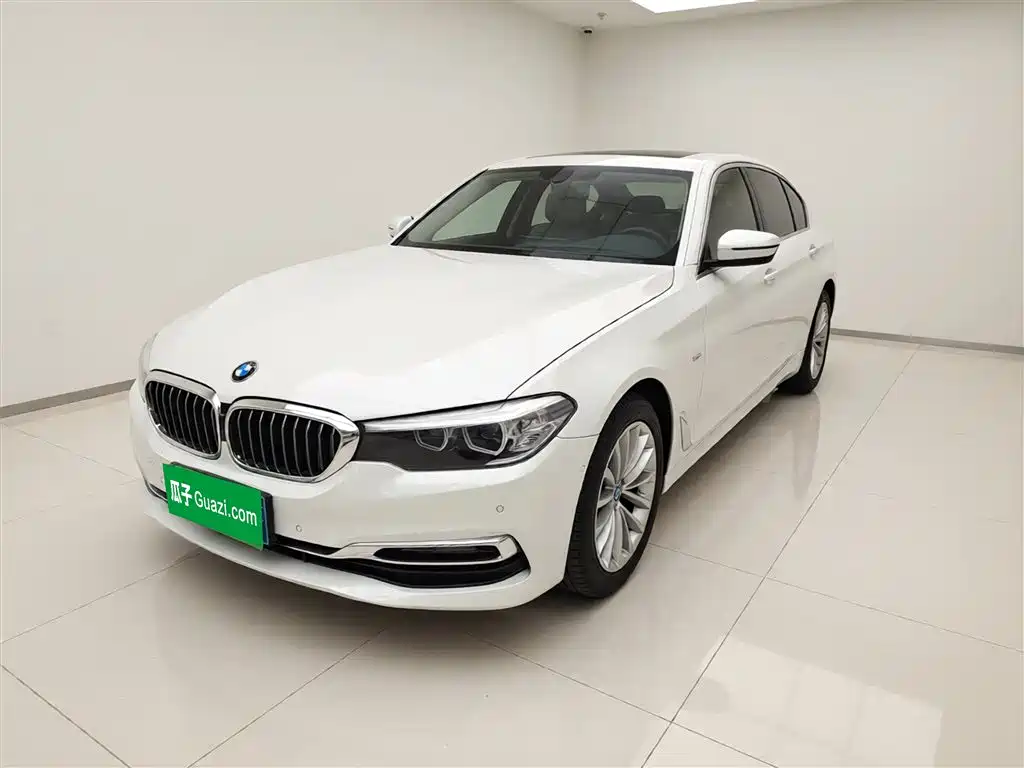 BMW 5 Series 2018 facelift 530Li leading model luxury package купить на сайте DeffCars