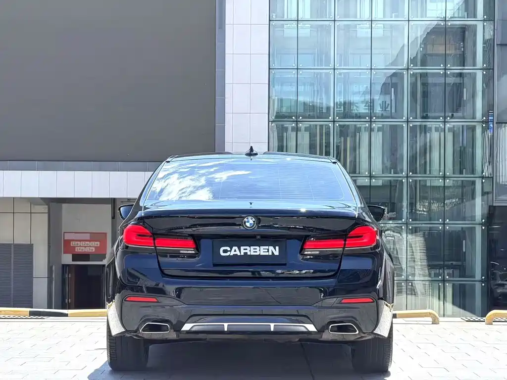 BMW 5 Series 2022 525Li M Sports Package купить на сайте DeffCars