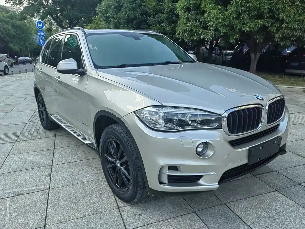 BMW X5 (импорт) 2015 xDrive28i купить на сайте DeffCars