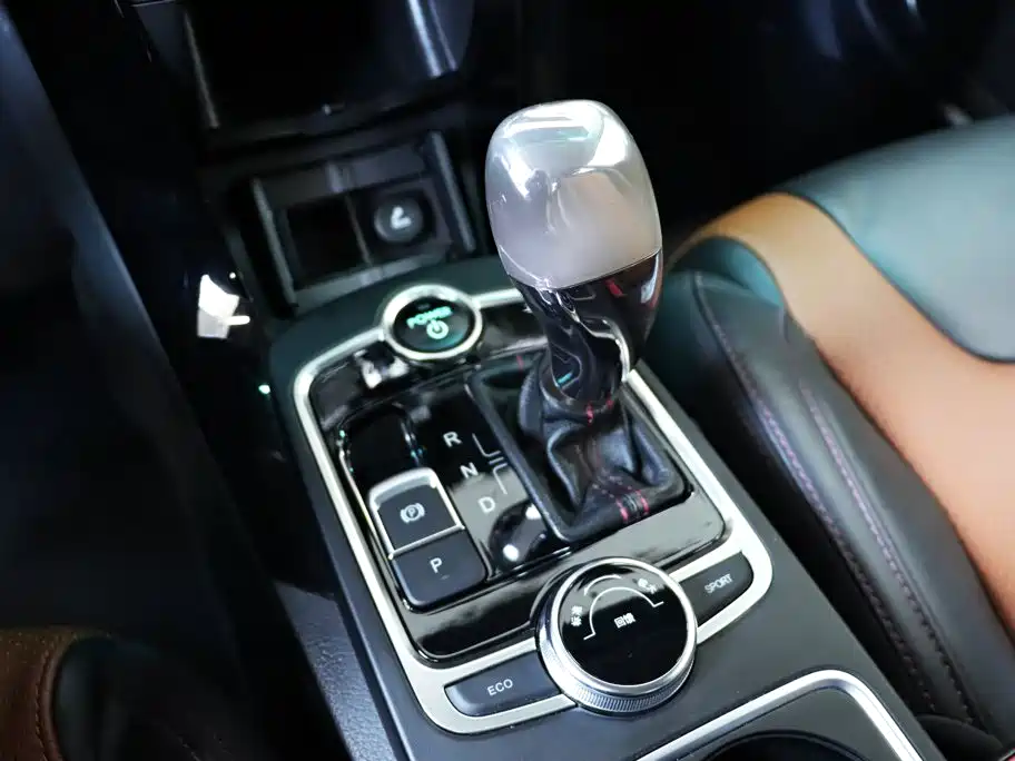Qin New Energy 2016 Qin EV300 Honor Type купить на сайте DeffCars